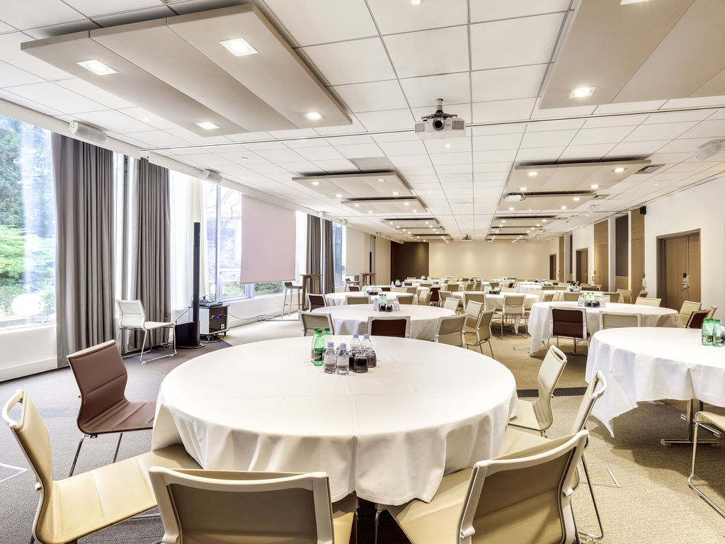 https://www.accorhotels.com/1549